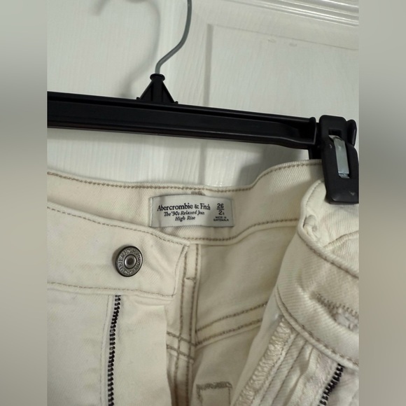 Abercrombie & Fitch High Rise 90s Relaxed Jean Cream Size 26 SHORT - Picture 6 of 6
